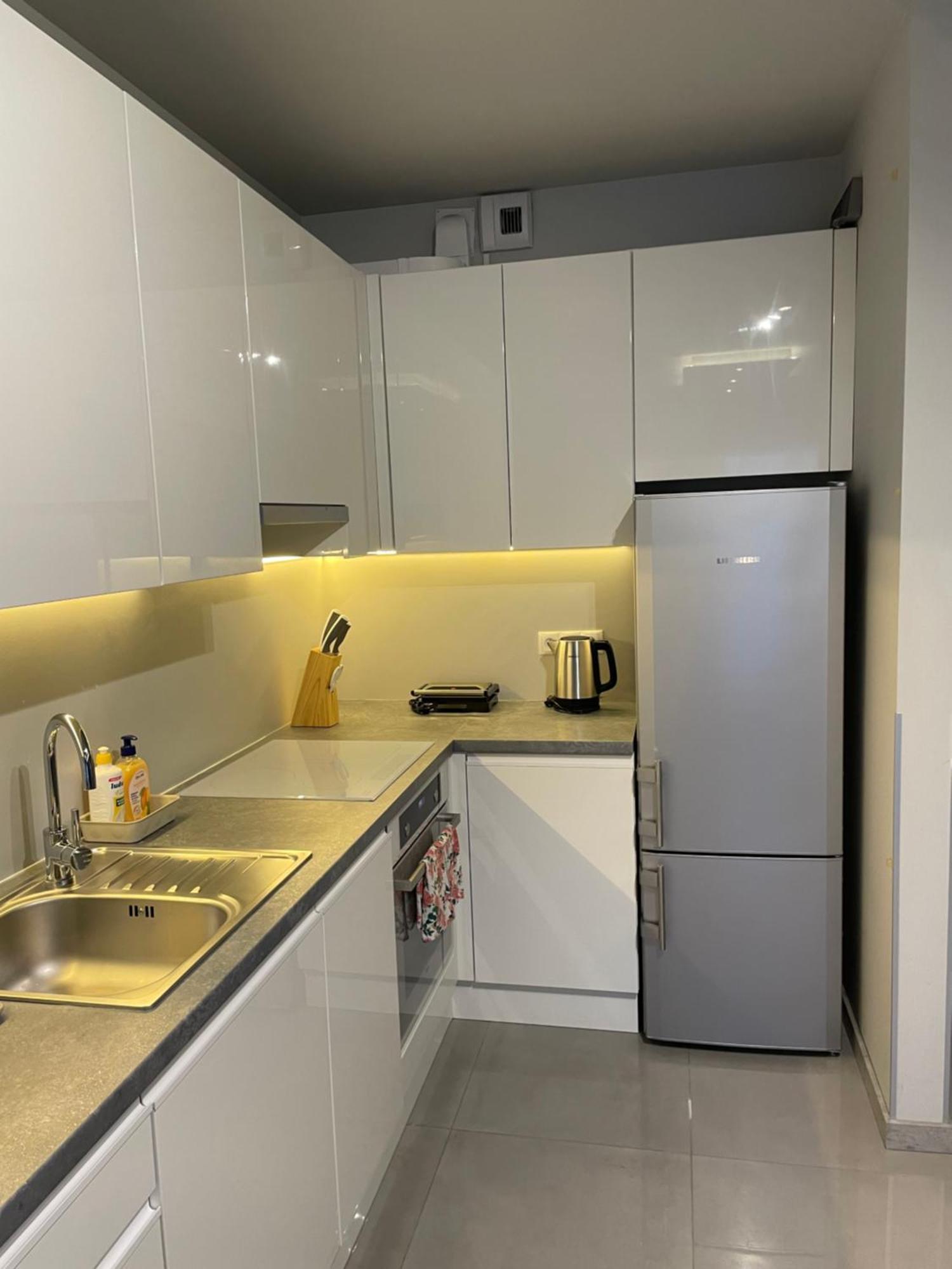 Wenecjanska Comfort Apartment, Free Parking, Self Check-In 24H Poznań Extérieur photo