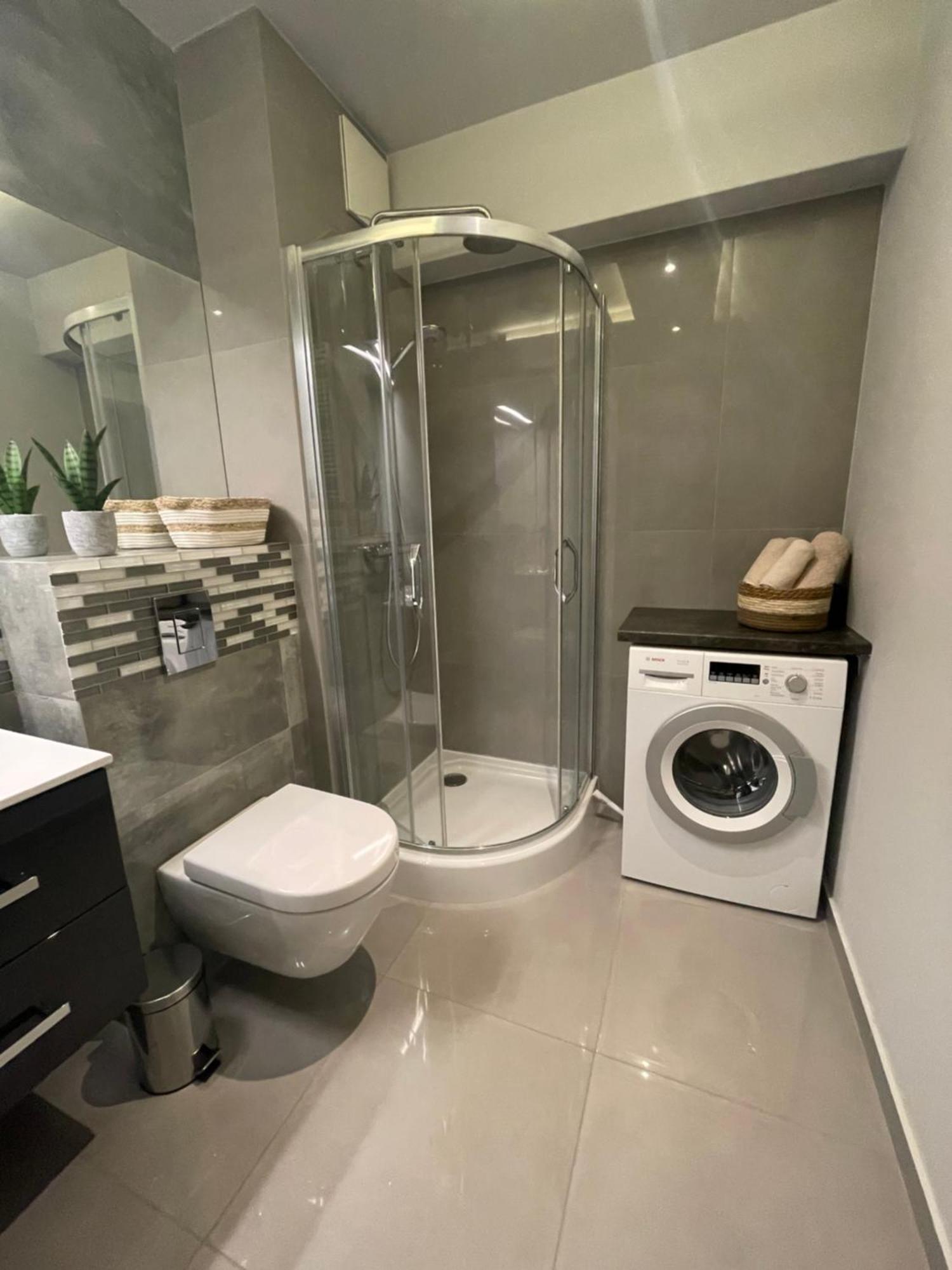 Wenecjanska Comfort Apartment, Free Parking, Self Check-In 24H Poznań Extérieur photo